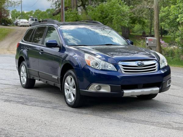 2011 Subaru Outback 4dr Wgn H4 Auto 2 5i Prem AWP/125K Miles - cars for sale in Asheville, NC