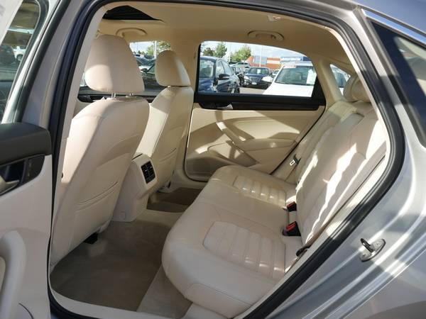 2014 Volkswagen Passat TDI SEL Premium for sale in Inver Grove Heights, MN – photo 22