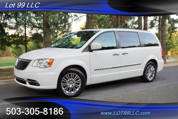 2014 Chrysler Town & Country Touring-L Minivan New Tires Navi Cam Powe for sale in Milwaukie, OR – photo 2