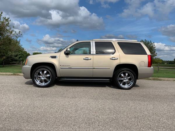 2009 Cadillac Escalade AWD - Remote start for sale in Norman, OK – photo 7