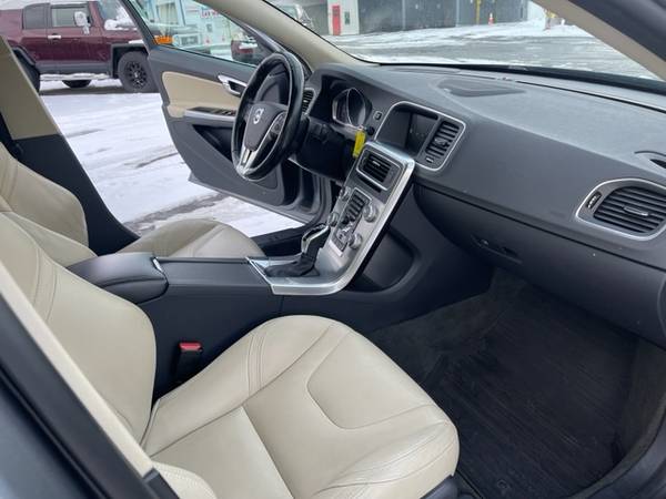 2017 Volvo S60 Inscription T5 Platinum AWD One owner! Loaded! for sale in Syracuse, NY – photo 20