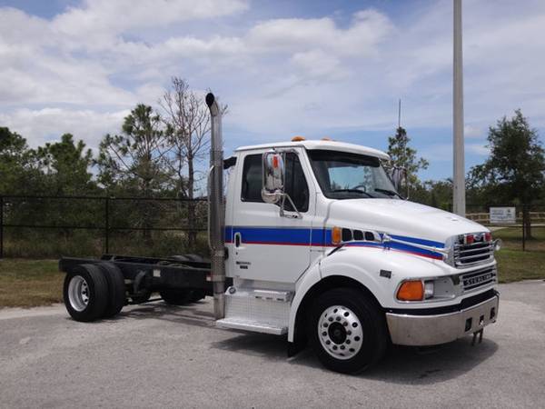 2007 Sterling Acterra M5500 CAB Chassis for sale in Pompano Beach, FL