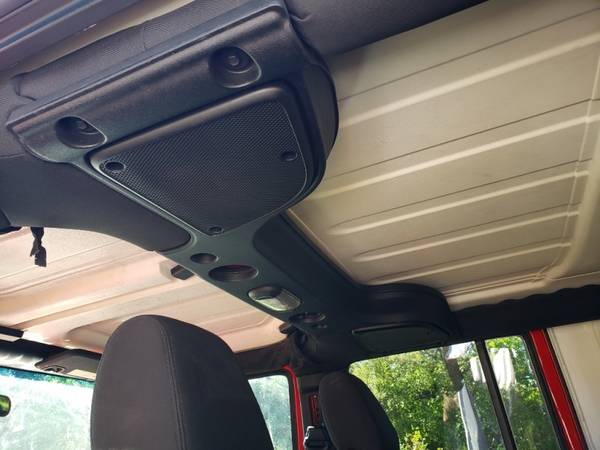 2016 Jeep Wrangler Unlimited 4WD 4dr Sport for sale in Helotes, TX – photo 12