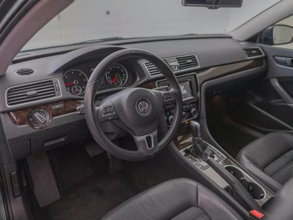 2014 Volkswagen VW Passat TDI SEL Premium - cars & trucks - by... for sale in Wichita, OK – photo 21