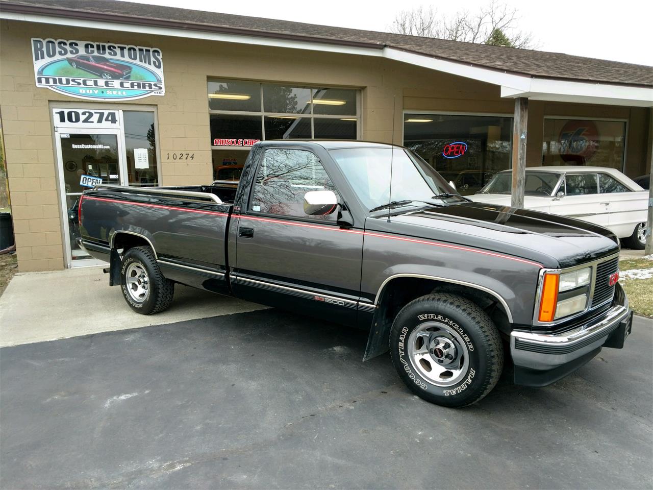 1992 GMC Sierra for sale in Goodrich, MI – photo 24