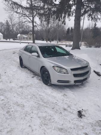 2010 Chevy malibu for sale in clear lake, MN