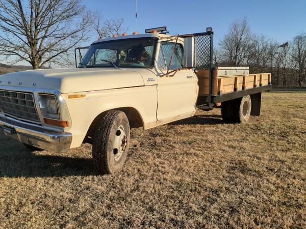 1977 ford f 350 one ton dually truck for sale in Sulphur Springs, AR