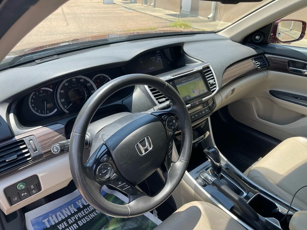 2017 Honda Accord V6 Touring FWD for sale in Other, MS – photo 9