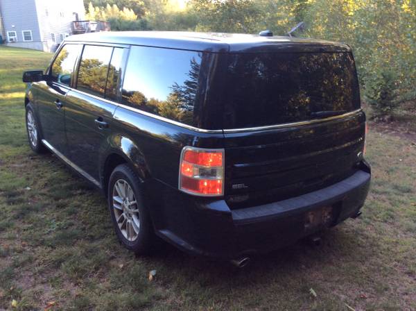 14 Ford Flex SEL (AWD) CLEAN! NEW STICKER! - - by for sale in Windham, ME – photo 4