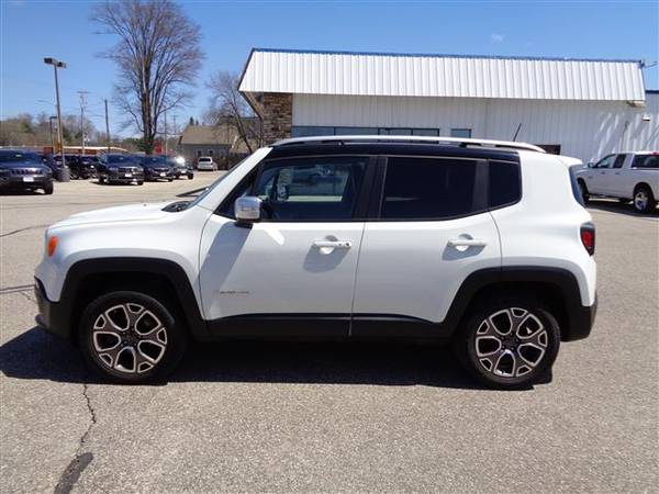 2016 Jeep Renegade Limited 4x4 - Leather for sale in Wautoma, WI – photo 6