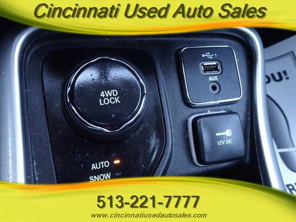 2019 Jeep Compass Latitude 2 4L I4 4X4 - - by dealer for sale in Cincinnati, OH – photo 20