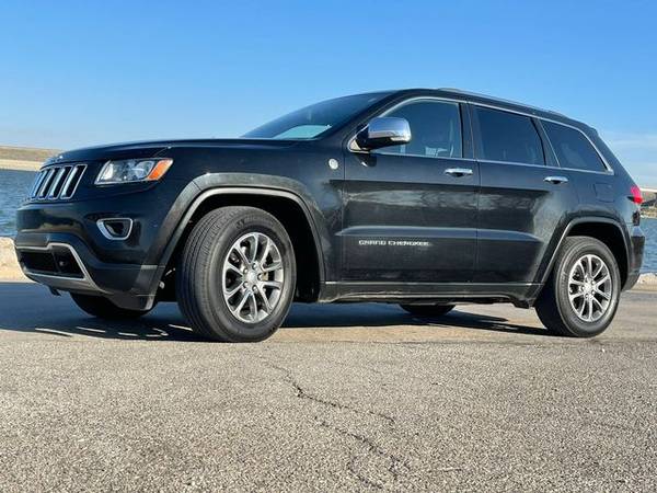 2014 Jeep Grand Cherokee - Financing Available! - cars & trucks - by... for sale in Junction City, IA – photo 16