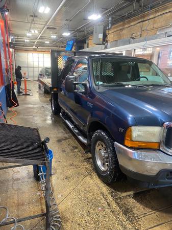 Ford 2002 F2 50 XLT four-door flatbed for sale in Chicago, IL – photo 3