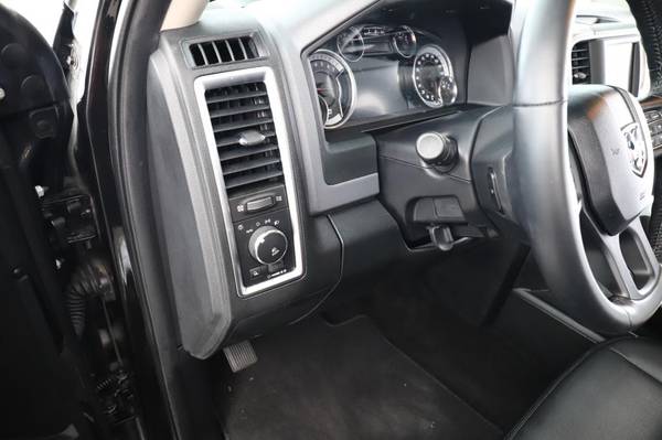 2016 RAM 1500 Big Horn Crew Cab 4X4 Crew Cab Pickup for sale in Amityville, NY – photo 16
