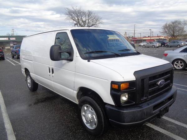 2014 Ford E-Series Cargo E-150 / E150 Minivan, Family Caravan for sale in Levittown, NY – photo 2