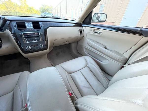2008 Cadillac DTS Luxury II - 4 6 V8 - One Owner - Only 79, 000 Miles for sale in Uniontown , OH – photo 16