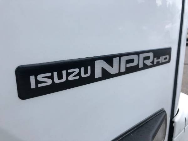 💥14 Isuzu Diesel Box Truck- Runs 100%Clean CARFAX/Super Deal💥 for sale in Youngstown, PA – photo 16