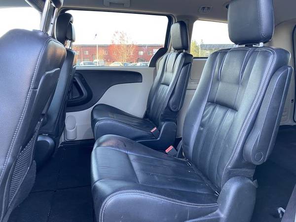 2014 Chrysler Town & Country Touring Minivan 4D - - by for sale in Dallas, OR – photo 10