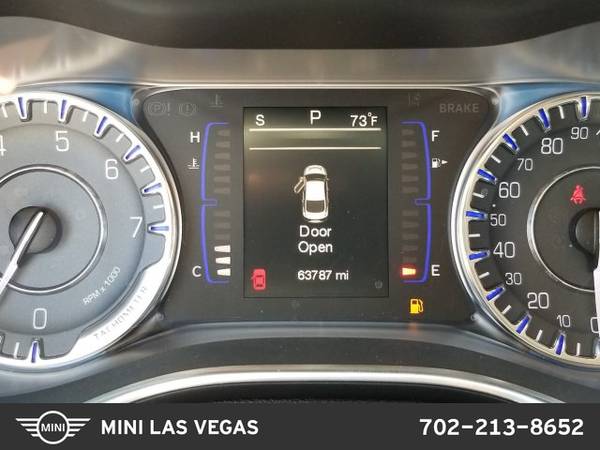 2015 Chrysler 200 Limited SKU:FN618697 Sedan for sale in Las Vegas, NV – photo 11