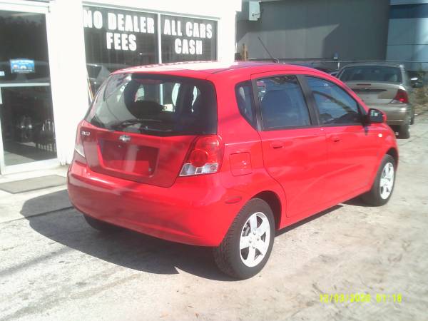 1 OWNER 47K!! 2007 CHEVY AVEO 4 DR RED AUTOMATIC COLD A/C 35/40 MPG... for sale in DOVER, FL – photo 3