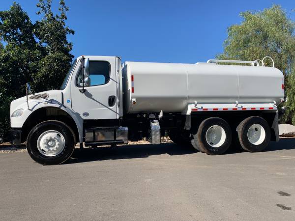 2013 FREIGHTLINER WATER TRUCK $65,000 OBO (BRAND NEW SYSTEM) CA OK -... for sale in Mentone, CA – photo 2