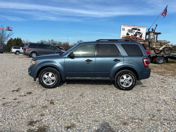 2011 Ford Escape XLT W/Leather - - by dealer - vehicle for sale in New Bloomfield, MO – photo 2