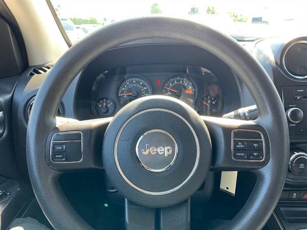 2014 Jeep Compass 4x4 - LIKE NEW!!! Stylish and Versatile SUV for sale in Boise, ID – photo 15