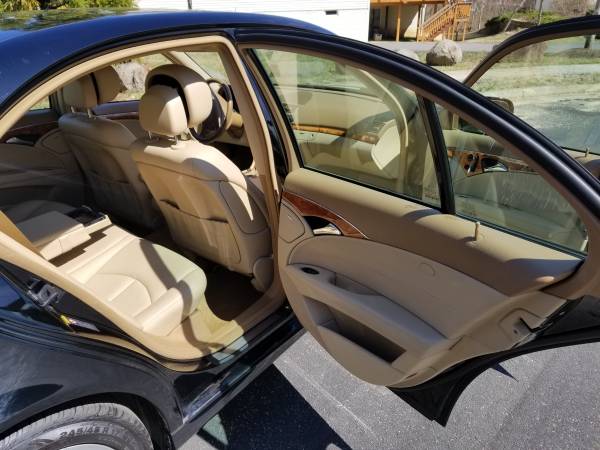 Low mileage Mercedes Benz E350 for sale in Centreville, District Of Columbia – photo 9