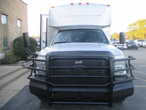 2012 Ford Super Duty F-550 4WD 15-Passenger Turbo Diesel Bus 4X4 F550 for sale in Highland Park, IL – photo 11