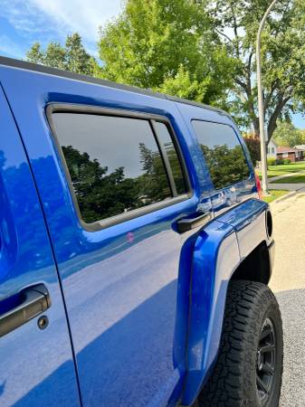 Hummer H3 - Excellent Condition for sale in Elgin, IL – photo 9