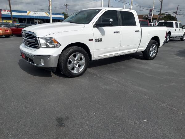 2017 RAM 1500 SLT 4X4(0 DOWN PAYMENT FOR ALL WELL QUALIFIED BUYERS) for sale in San Antonio, TX