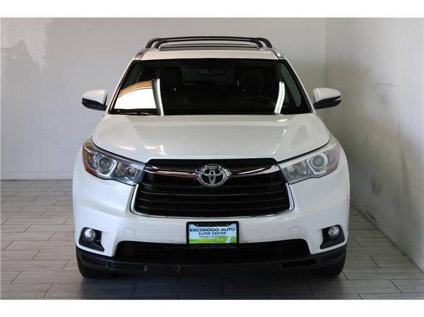 2015 Toyota Highlander XLE SUV - - by dealer - vehicle for sale in Escondido, CA – photo 4