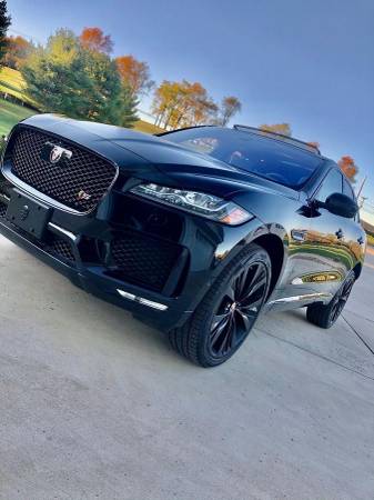 2019 Jaguar F-PACE S AWD 4dr SUV EVERYONE IS APPROVED! - cars & for sale in Vandergrift, PA