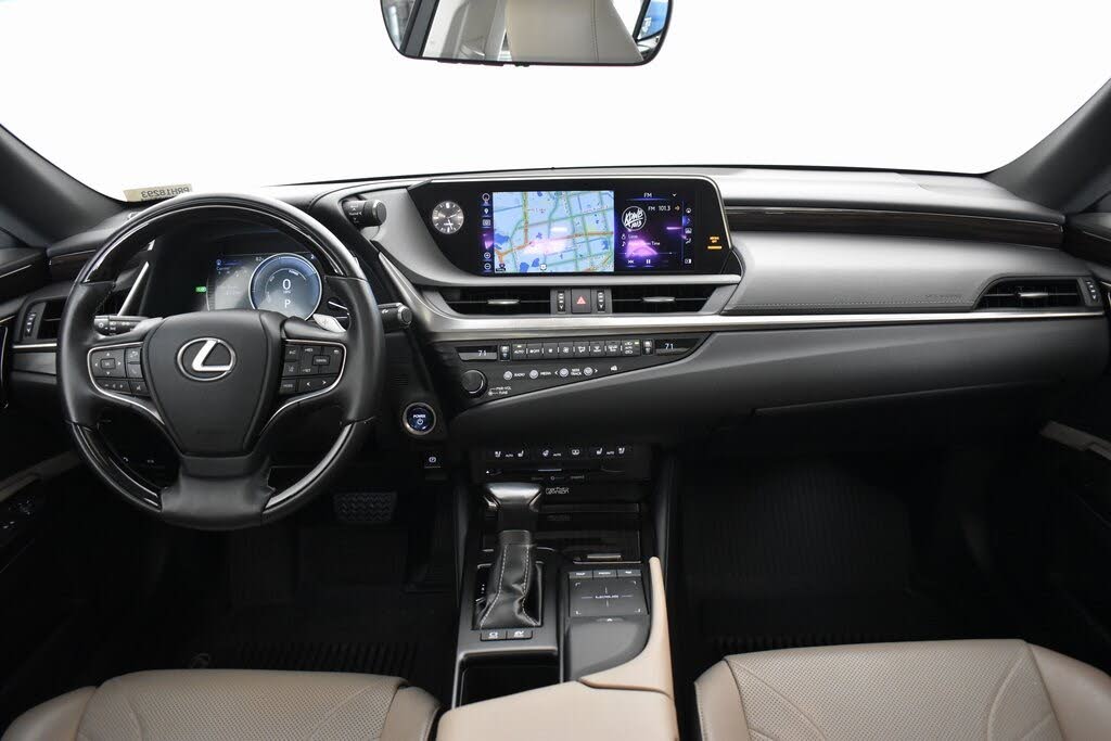2019 Lexus ES Hybrid 300h Luxury FWD for sale in Saint Paul, MN – photo 9