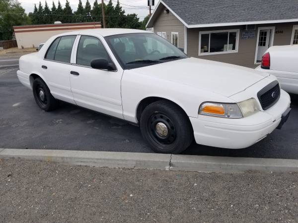 ONE OWNER 2006 FORD CROWN VICTORIA 98K MILES for sale in West Richland, WA – photo 2