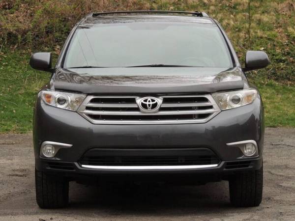 2013 Toyota Highlander Plus Only 94K Miles Back Up PowerGater for sale in binghamton, NY – photo 2