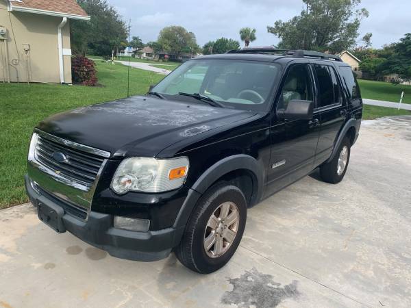 2007 Ford Explorer - cars & trucks - by owner - vehicle automotive... for sale in Stuart, FL – photo 3