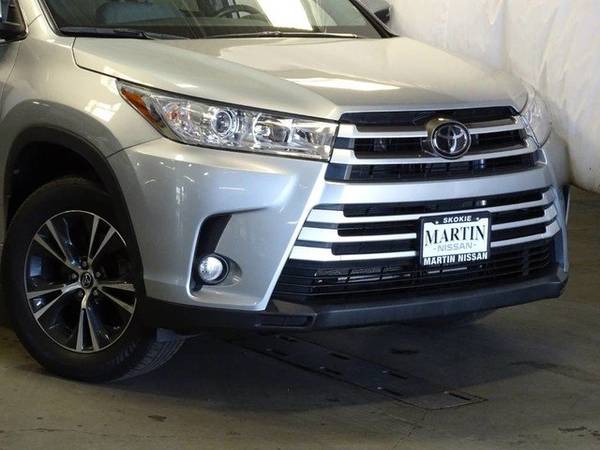 2018 Toyota Highlander Le for sale in Skokie, IL – photo 2