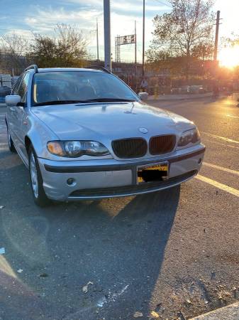 2004 BMW 325i Wagon - cars & trucks - by owner - vehicle automotive... for sale in Brooklyn, NY