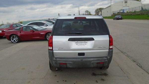 03 saturn vue 42,000 miles $3900 **Call Us Today For Details** for sale in Waterloo, IA – photo 3