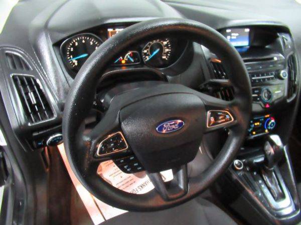 2016 Ford Focus SE Sedan QUICK AND EASY APPROVALS for sale in Arlington, TX – photo 13