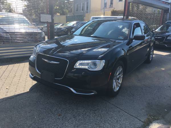 2017 chrysler 300 limited edition one owner line rimes - cars &... for sale in Brooklyn, NY – photo 2