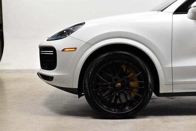 2019 Porsche Cayenne Turbo for sale in Indianapolis, IN – photo 12