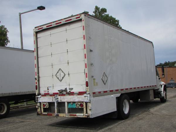 Box truck 2009 International DuraStaro 6000lb liftgate - cars & for sale in Willowbrook, IL – photo 5