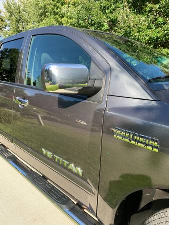 2012 Nissan Titan SV 4x4 Heavy Metal Chrome Edition Crew Cab for sale in Buffalo, MN – photo 5