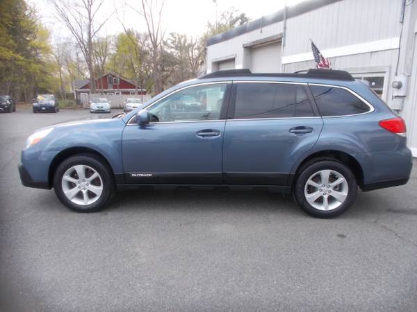 2013 Subaru Outback 4dr Wgn H4 Auto 2 5i Premium for sale in Cohoes, AK – photo 4
