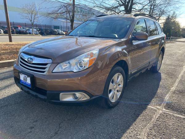 2011 Subaru Outback 2 5i Premium AWD 4dr Wagon 6M for sale in Hasbrouck Heights, NJ – photo 3