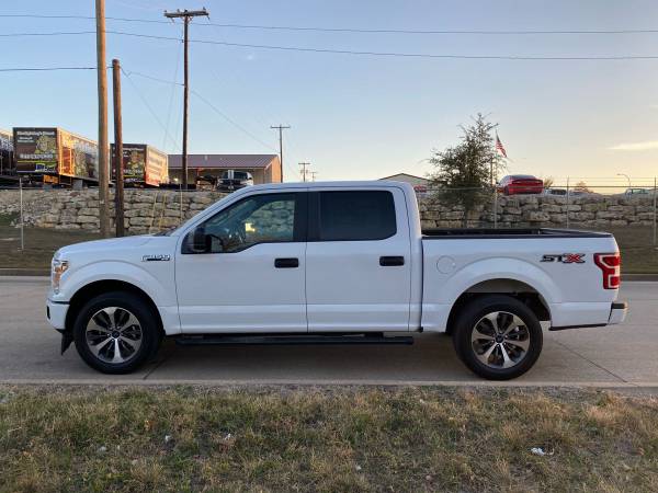 2019 Ford F150 - only 7,500 miles - like new Ford F-150 f150 - cars... for sale in Fort Worth, TX – photo 4
