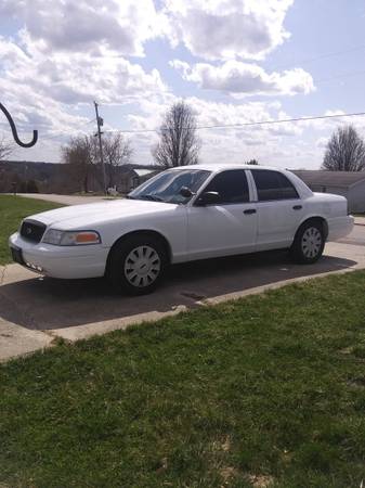 2009 Ford Crown Vic Police Interceptor trade - - by for sale in Verona, OH – photo 4