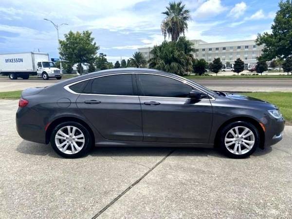 2016 Chrysler 200 Limited - EVERYBODY RIDES! - - by for sale in Metairie, LA – photo 3